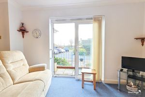 Photo 16- click for photo gallery